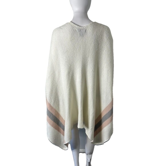 Steve Madden Poncho Shawl Women’s Cozy Knit Sweater Cardigan Wrap - Picture 3 of 5